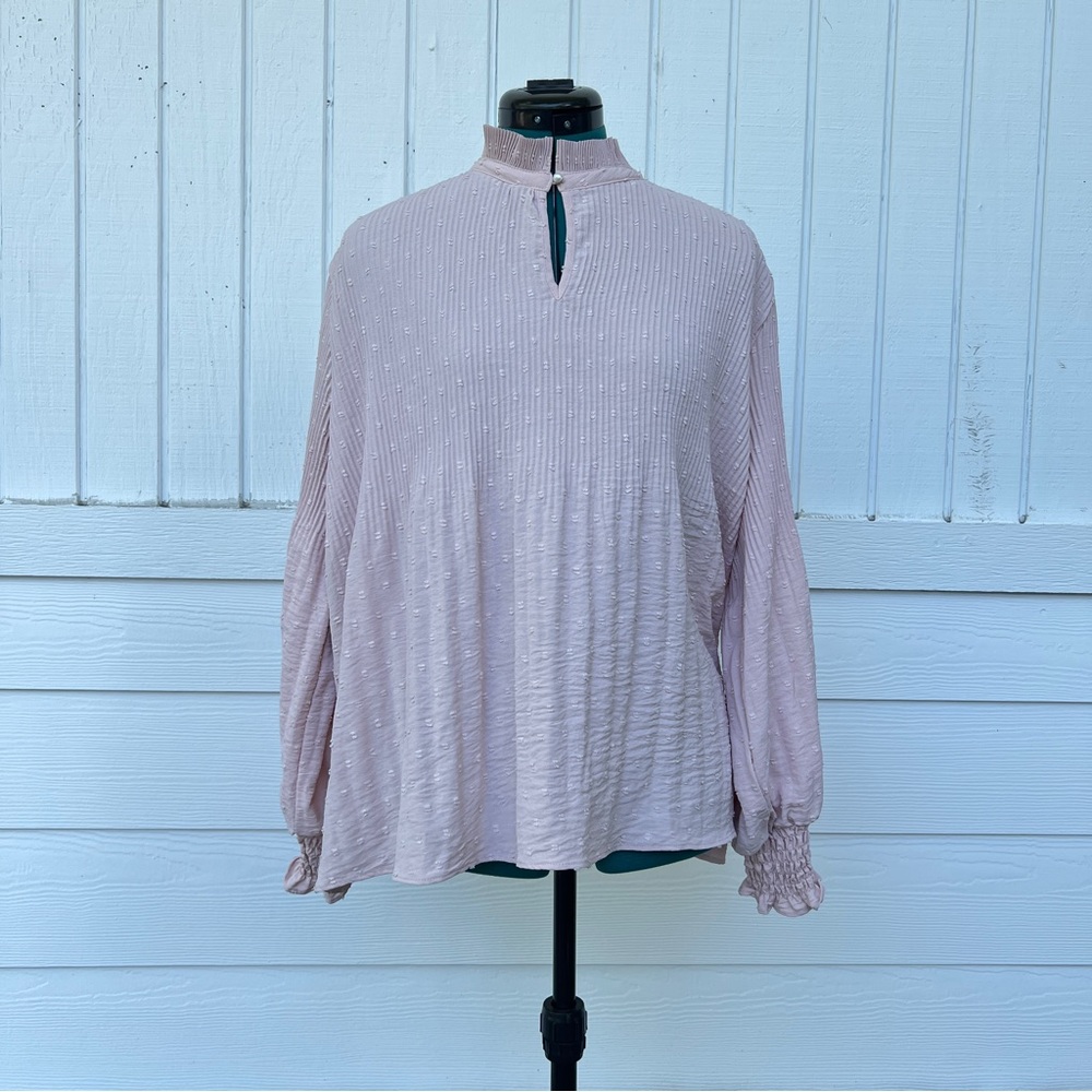 NWT! Cactus + Pearl: Elegant High Neck Pink Women's Top. Size Medium.